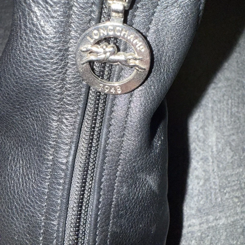 Longchamp Black Leather Shoulder Bag - Picture 2 of 11